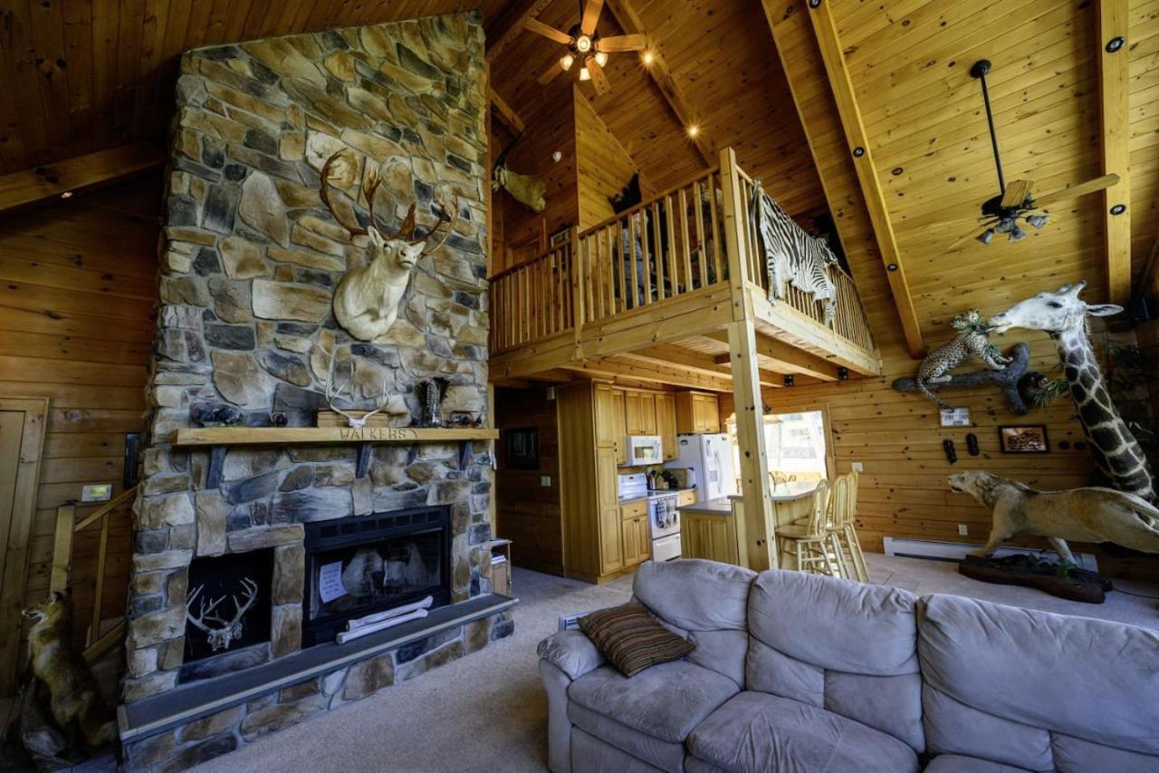 5br Luxurious Mountain Escape Holiday home Forksville